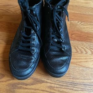 Authentic - Mens Gucci black leather high tops.